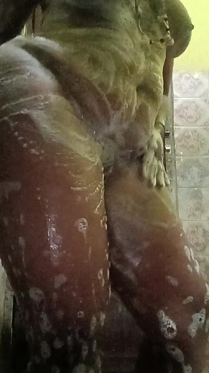 Reshma hot: Muschi rasieren und heißes baden
