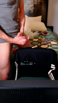 흑인 대물 자지에게 따먹히는 발정나서 젖탱이를 빨아