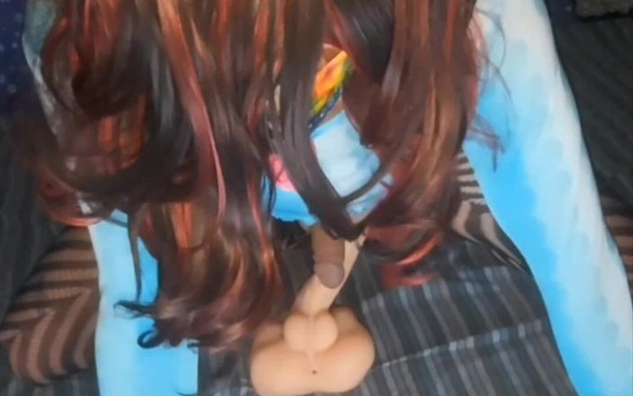 Lizzaali: Vedere de mai sus călărindu-mi vibratorul tare și adânc
