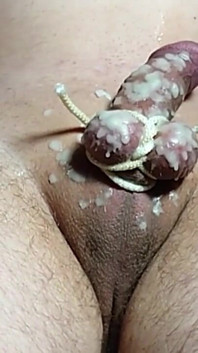 노예의 부활절 달걀을 왁스로 그리기!