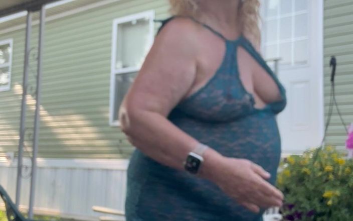 Big Ass 4 U: Water My Naughty Garden