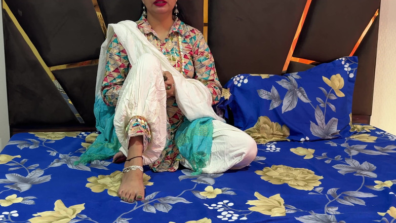 Saarabhabhi6: Videoclip complet Devar Bhabhi flirtează bhabhi vrea însărcinată cu orgasm real...