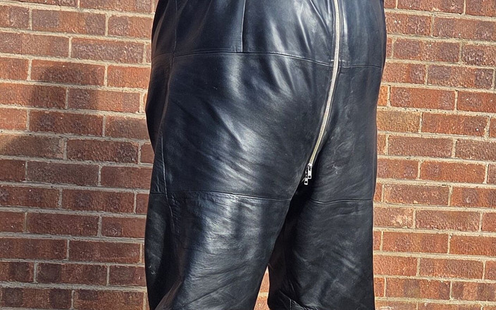 Leatherman63: Gimp kulit