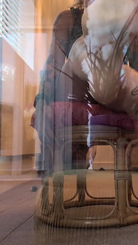 POV, géante, pieds, orteils, piétinement et écrasement