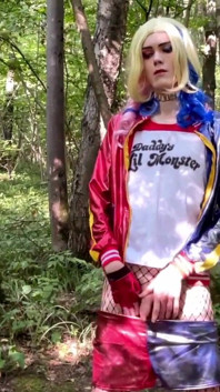 Harley Quinn Naked Outdoor