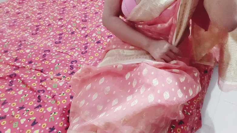 Sumahomesex: Sexuální video indické muslimské manželky a hinduistického přítele