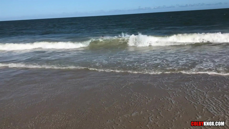 Colby Knox: Beach Fuck with Colby and Mickey -bareback-