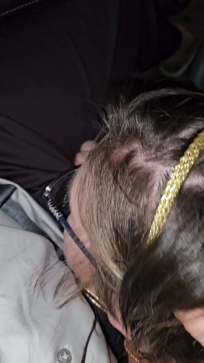 Funhousewife69: Дорожный минет