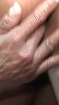 La MILF Ebano Semmie De Suora Viene Trapanata Seriamente