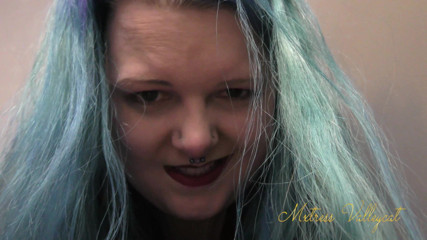 Mxtress Valleycat: Sat On By My Giant Arse