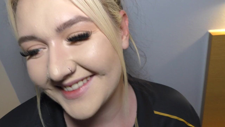 Digi Creationsxxx: Georgie Winters lutschte Spurs fan