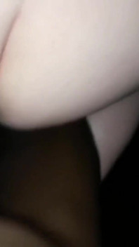 Youngenglishbbw zuigt grote zwarte lul Nata4sex kont naar poesje beuken