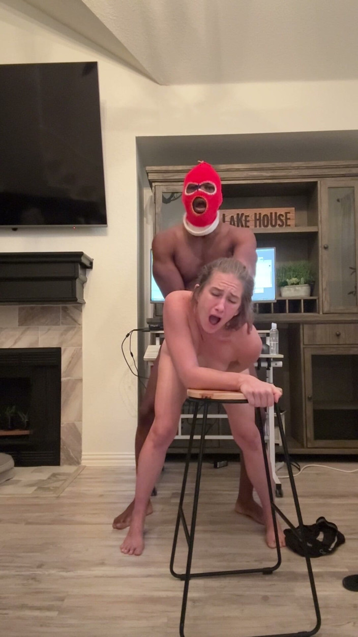 TrixieLove: MILFs Dickstracting Orgasmic Morning with BBC