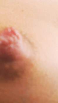 晴れた日の搾乳胸