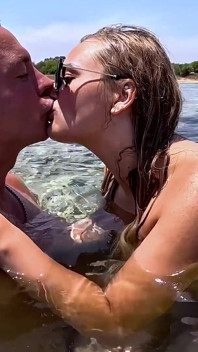 The Non-mermaid: Big-ass Teen Lina Fucked in a Vacation Paradise (underwater Sex)