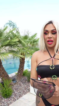 The Pool Whisperer. Eva Maxim and Kitana Montana