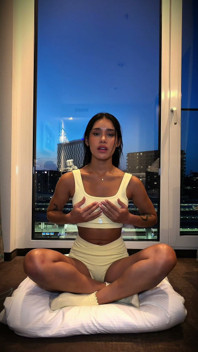 Petite Girl Puts a Dildo up Her Ass for the First Time - Carolina Guerrero