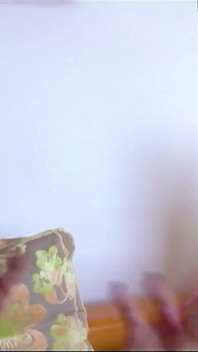 laal baalon vaali chodne laayak mammi aur laitina sauteli beti aur bare kaale land ke saath tin logon vaali chudaee