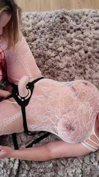 Camilla e marie scopata lesbo strap-on