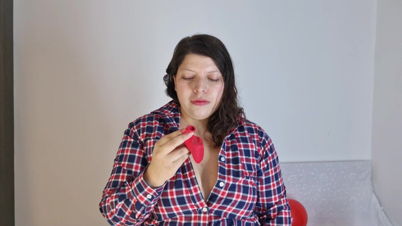 Alice H: Buttcrack Popping Balloons