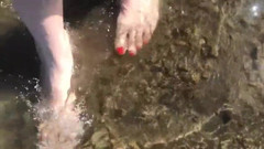 BadAssBitch: Moje letní nohy, část 1 (jezero)