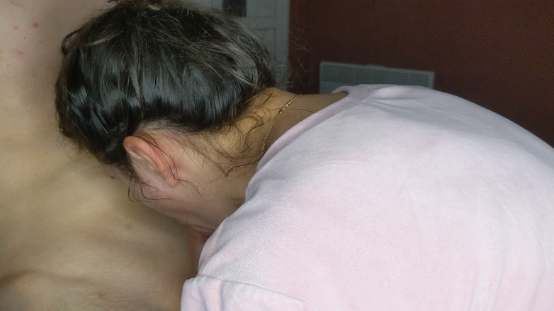 LittleLure: Překvapení se spermatem v puse