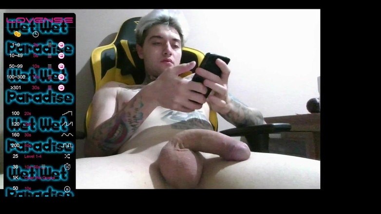 Daniel Tatuado E Safado: 巨大です