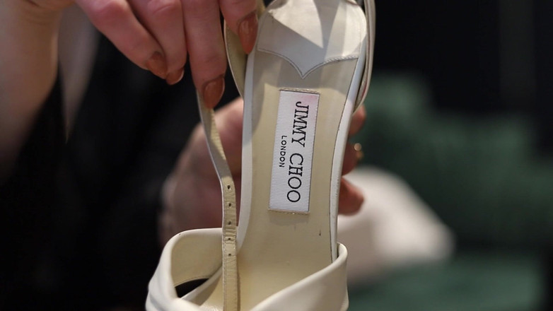Countess diamond: Cam met hoge hakken voor door schoenen geobsedeerde perverseling