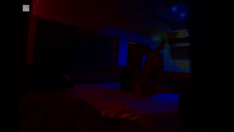 Afrocouple: Her Hard in Motel com Luz Vermelha Parte 2