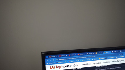 PABLO N3GROBAR: Колумбійська трюк сука, том 4