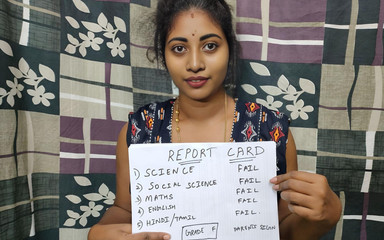 Your Lalitha: Nevlastní dcera získala skóre F, takže ji nevlastní otec naučil,...