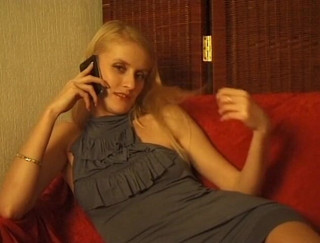 Flash Model Amateurs: Blonde slut gropes herself while talking on the phone
