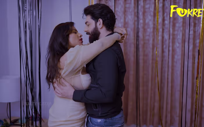 Slim Sexy Desi Bahu Enjoyed Hardcore Sex with Her Sasur