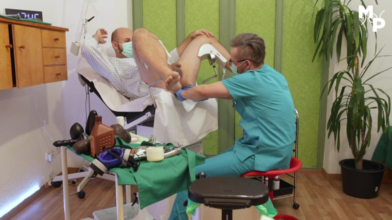 Marcus Pollack Gay: Dr. Wob - 1. Rektální vyšetření a měření maximální hloubky penetrace