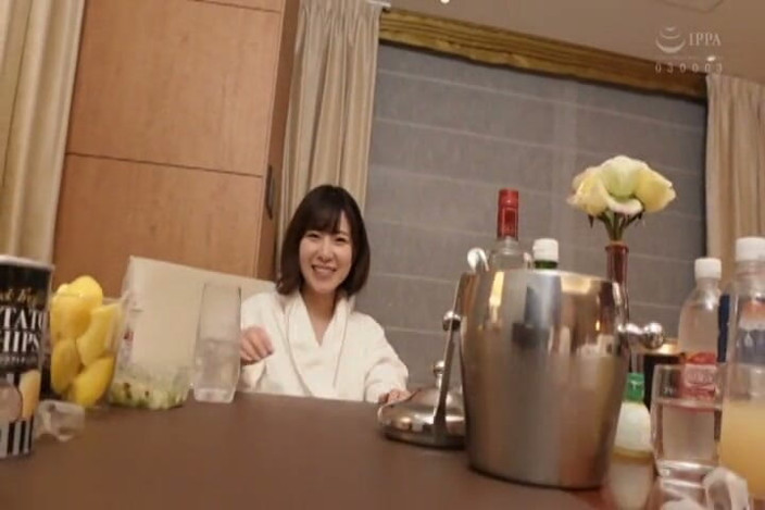 CherryBONBON: ミッドナイト・トゥ・サンライズ - 皐月恵奈がホテルでの一泊デートを11ラウンドのマラソンに変える - 2