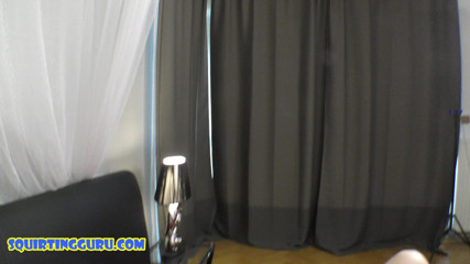 Squirt God: Alice Wayne. Teen pawg mập mạp chơi bắn nước mạnh-...