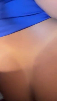 Novinha Gostosa Louca Por Pau Na Balada.