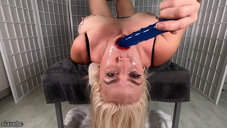 slavebc: 爸爸的邋遢深喉训练