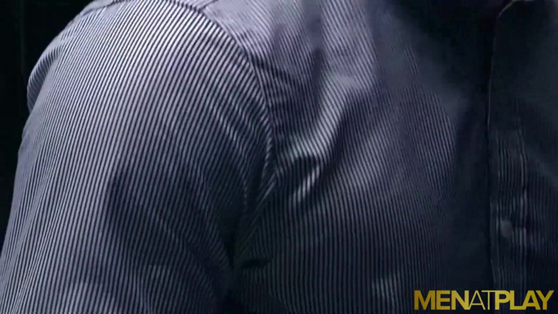 Menat Play: Menatplay athletic inked Klein Kerr anal fucks Dario Beck
