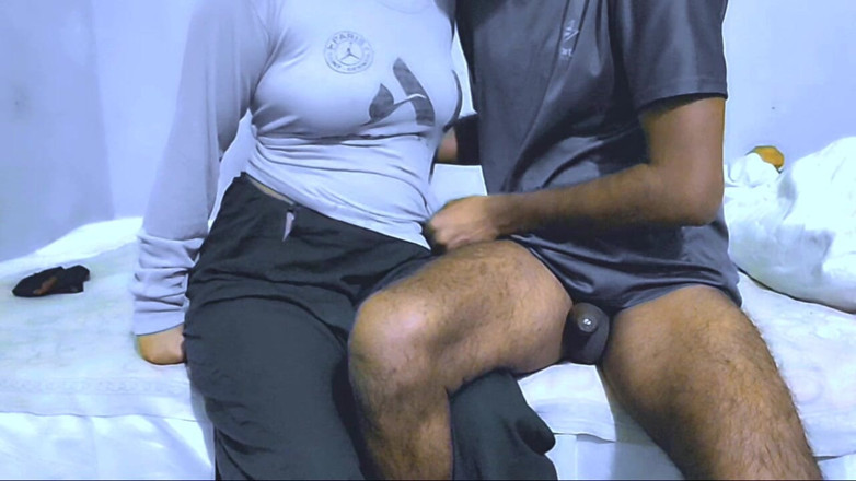 Housewife 69: Meine stiefschwester im dorf grob gefickt