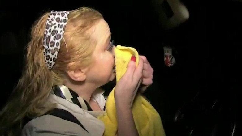 Creampie Clinic: Большие дойки сосет сосу, собачники колют