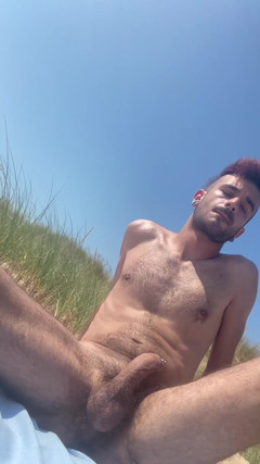 The Septum Guy: Den na pláži