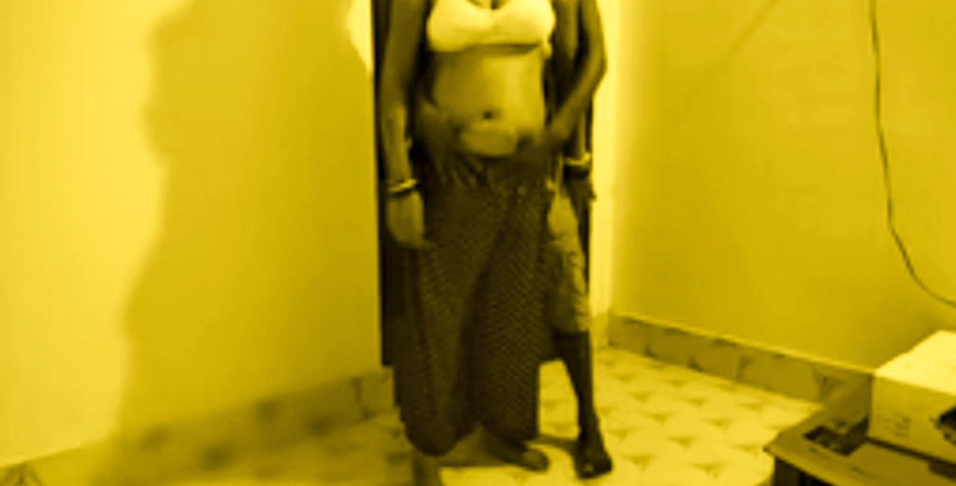 Teensex: แม่บ้านเซ็กซี่ Desi ที่ยอดเยี่ยมนอกใจผัวของคุณเพื่อเย็ดลูกพี่ลูกน้องชายของเขาด้วยควยใหญ่