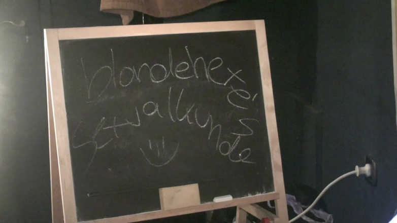 Blondehexe: En student vill veta