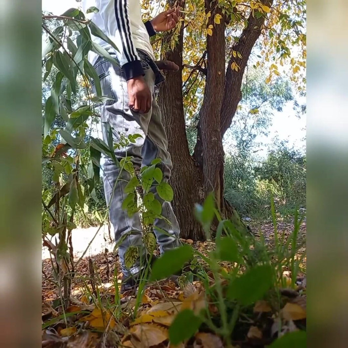 Zebra Ass: First video