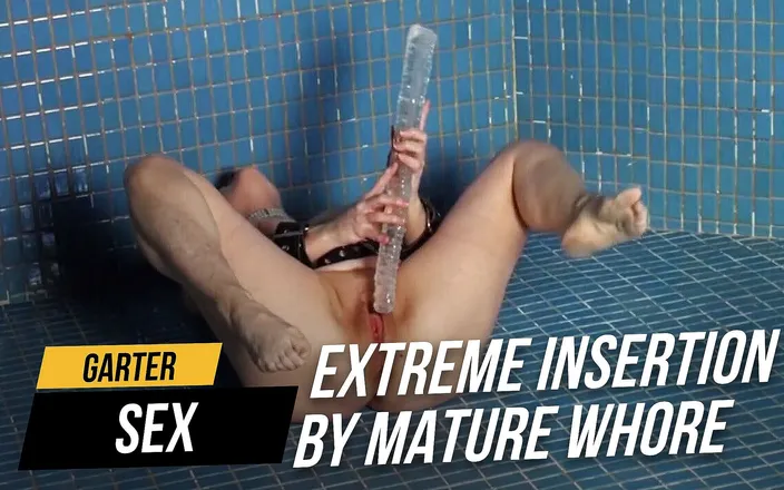 Gartersex: Taken by alien and icycle dick impregnation