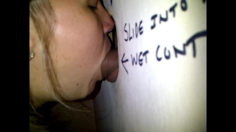 Dogging after dark: Glory hole suce