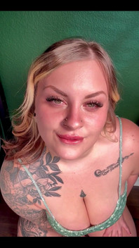 New Video This Sunday! Haunted Fuck Machine Made Me Squirt... My Wettest Video yet