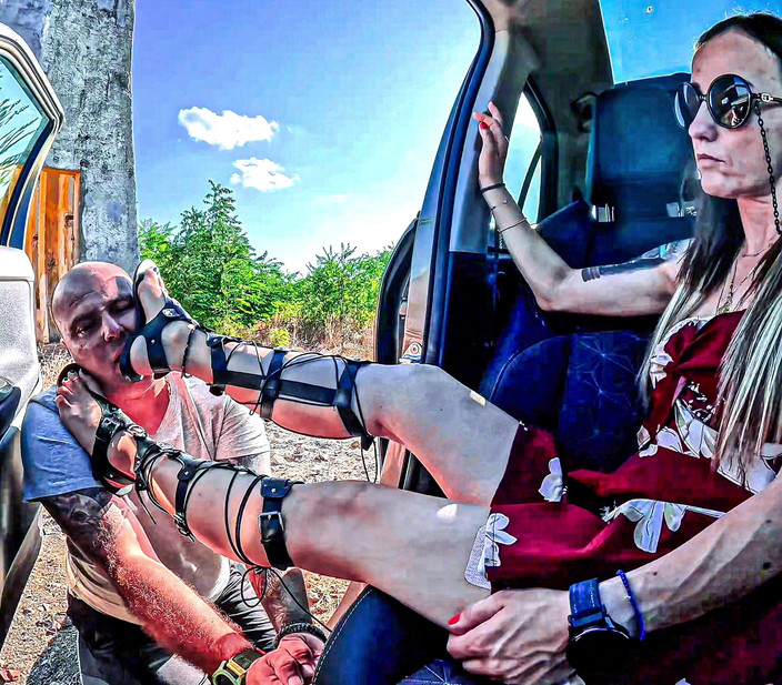 Mistressyammyboots: Worship at My Gladiator Sandals