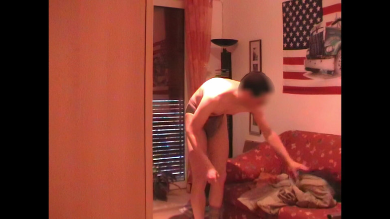 Mark Hannes: Masturbace při šukání s čistou panenou